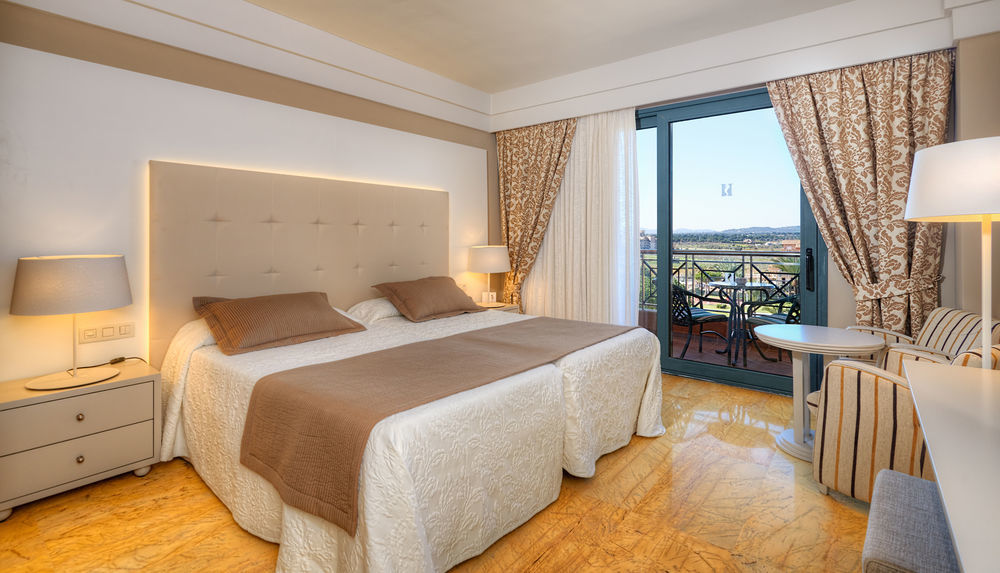 Hipotels Hipocampo Palace & Spa Cala Millor (Mallorca) Exterior foto A room at the hotel